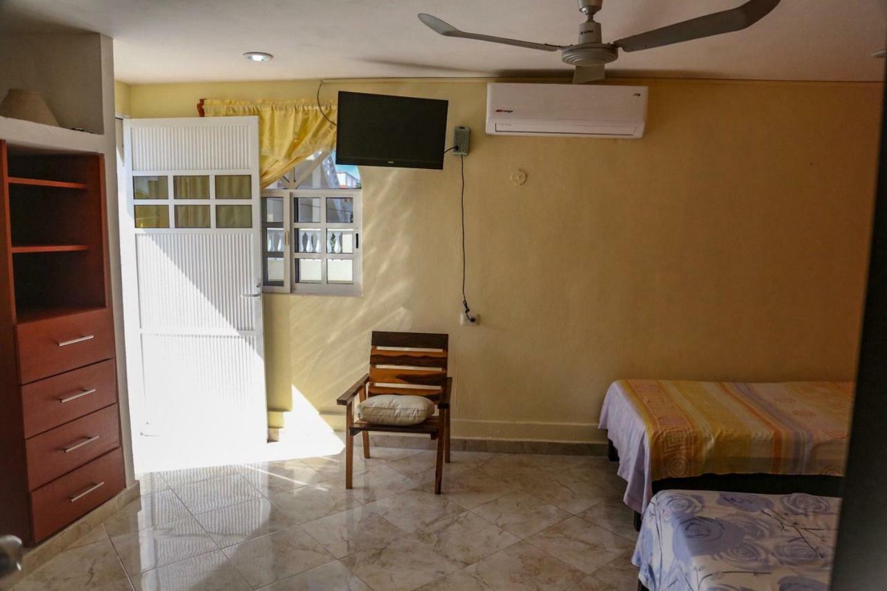 Casa Caridad Del Cobre Villa Isla Mujeres Buitenkant foto
